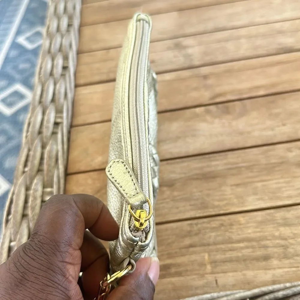 Wilson’s Leather Metallic Wristlet